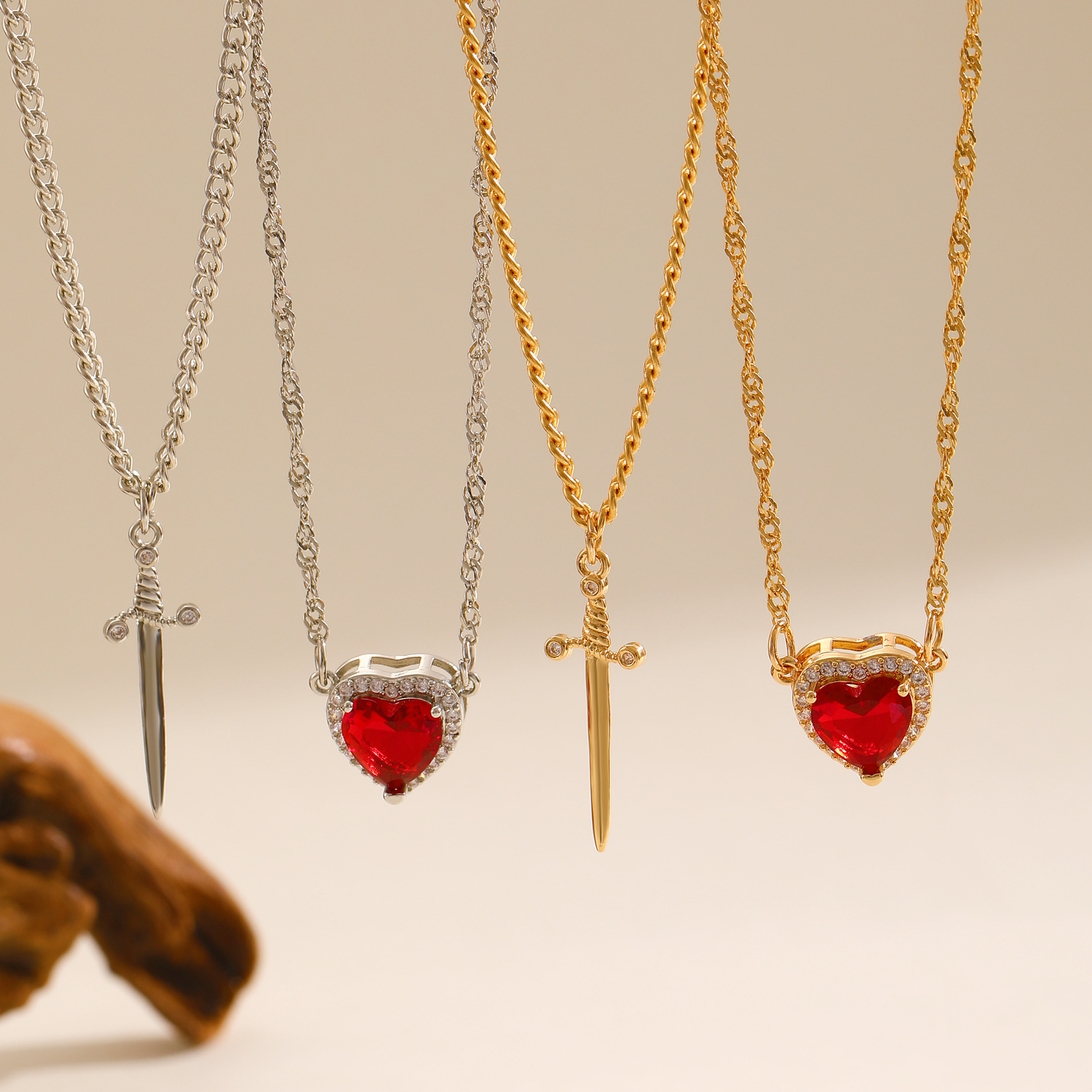 Gothic Heart and Sword Couple  - đánh giá và giá Wedding Qw